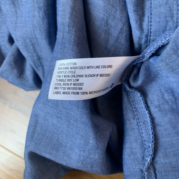 Chambray Off the Shoulder Top - Picture 4 of 6